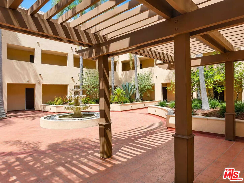 13941 Sherman Way 205