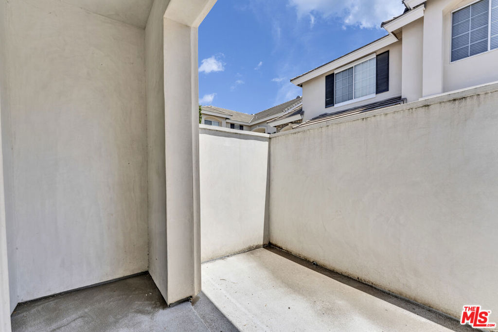 413 California Street A