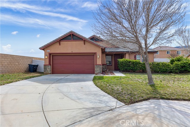 1012 Maggie LN
