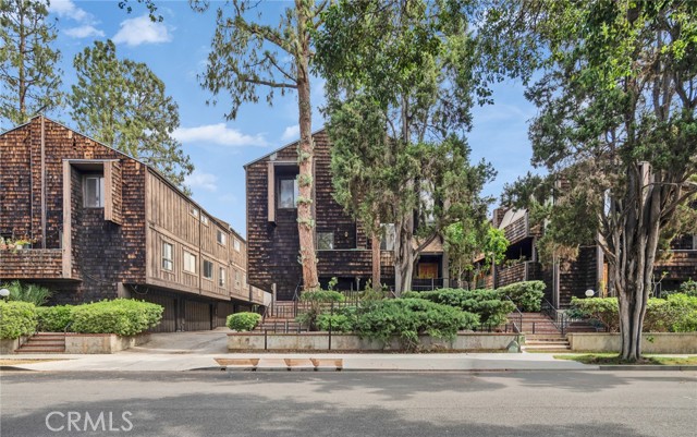332 N 5th street