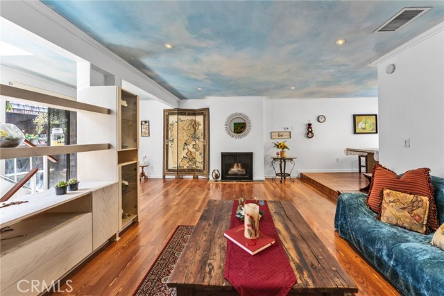 332 N 5th street