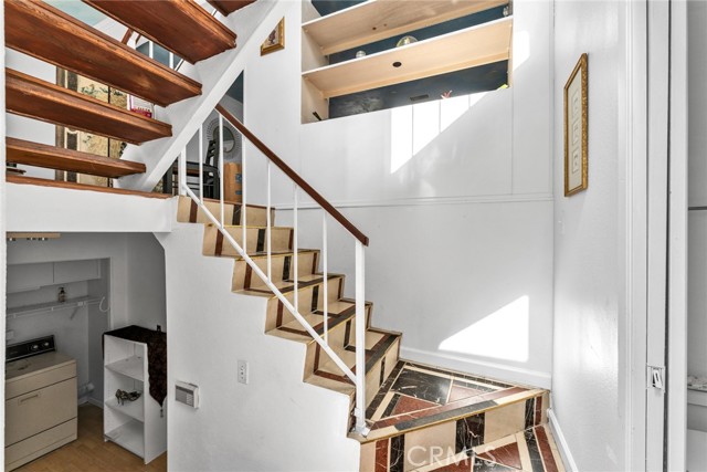 332 N 5th street