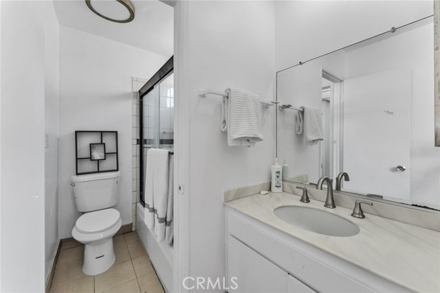 332 N 5th street