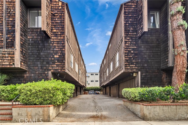 332 N 5th street