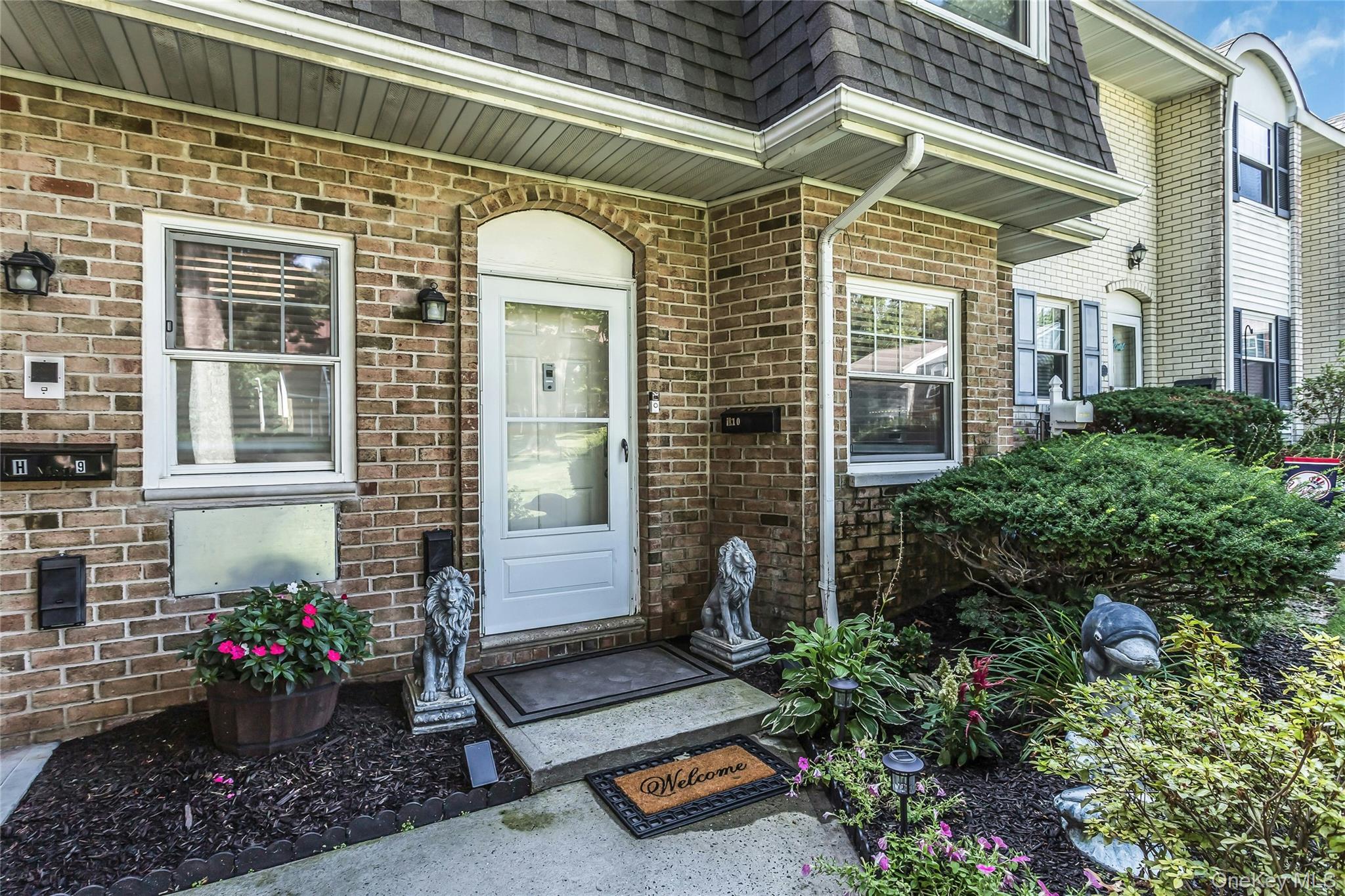 25 Glen Hollow Unit: H10