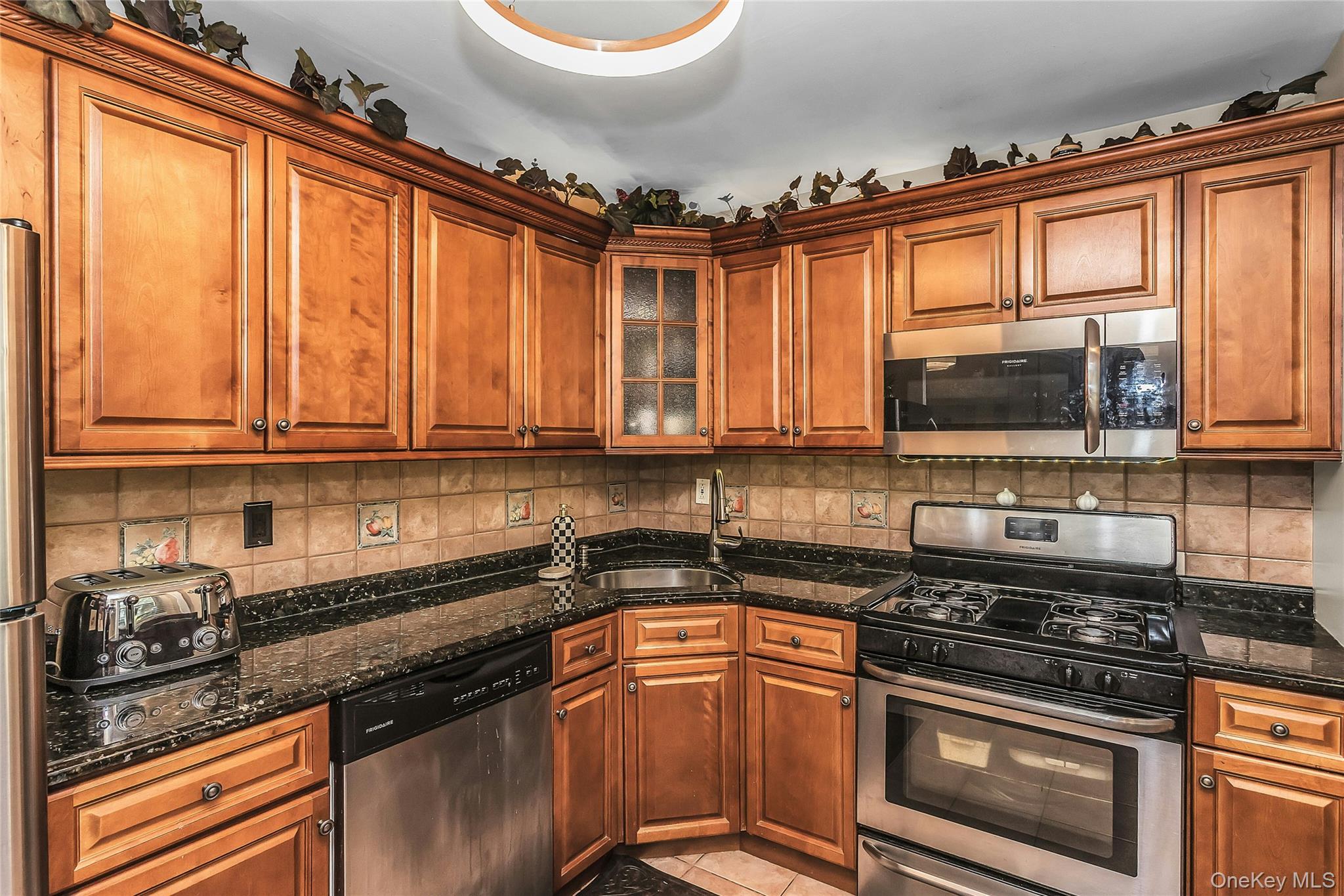 25 Glen Hollow Unit: H10