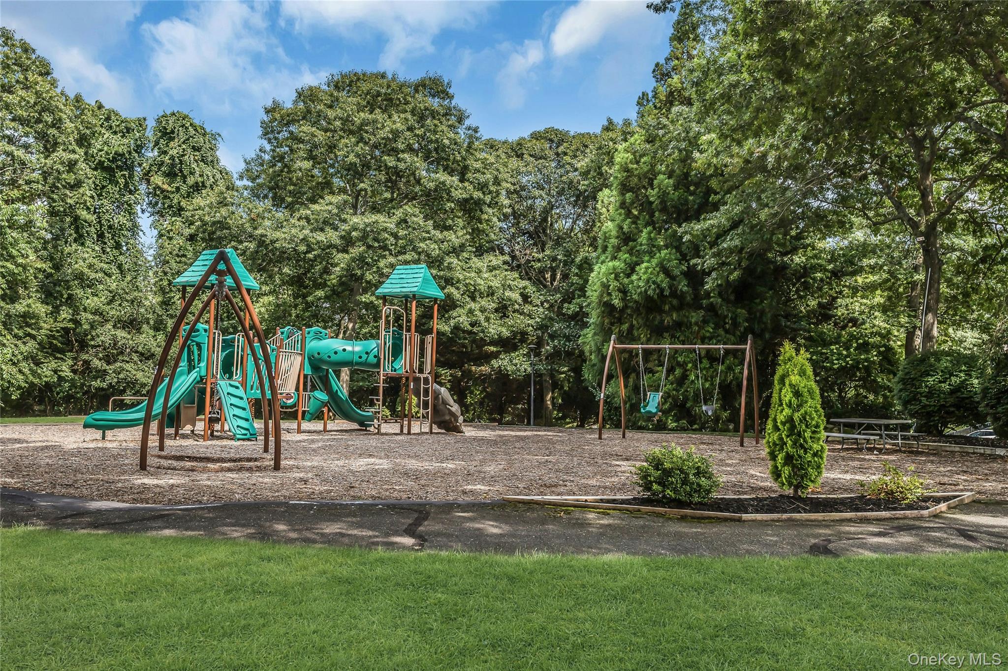 25 Glen Hollow Unit: H10