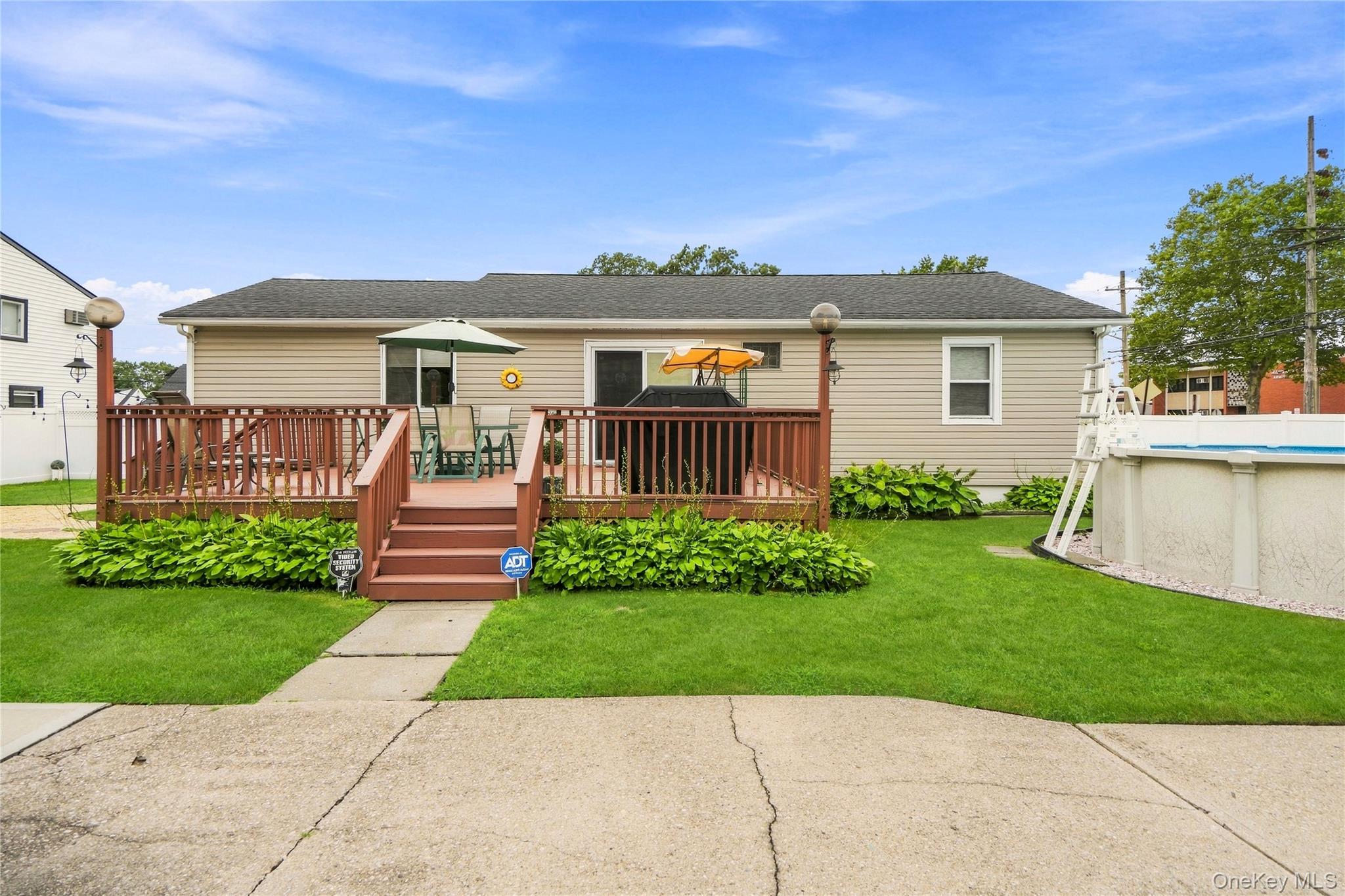494 N Putnam Avenue