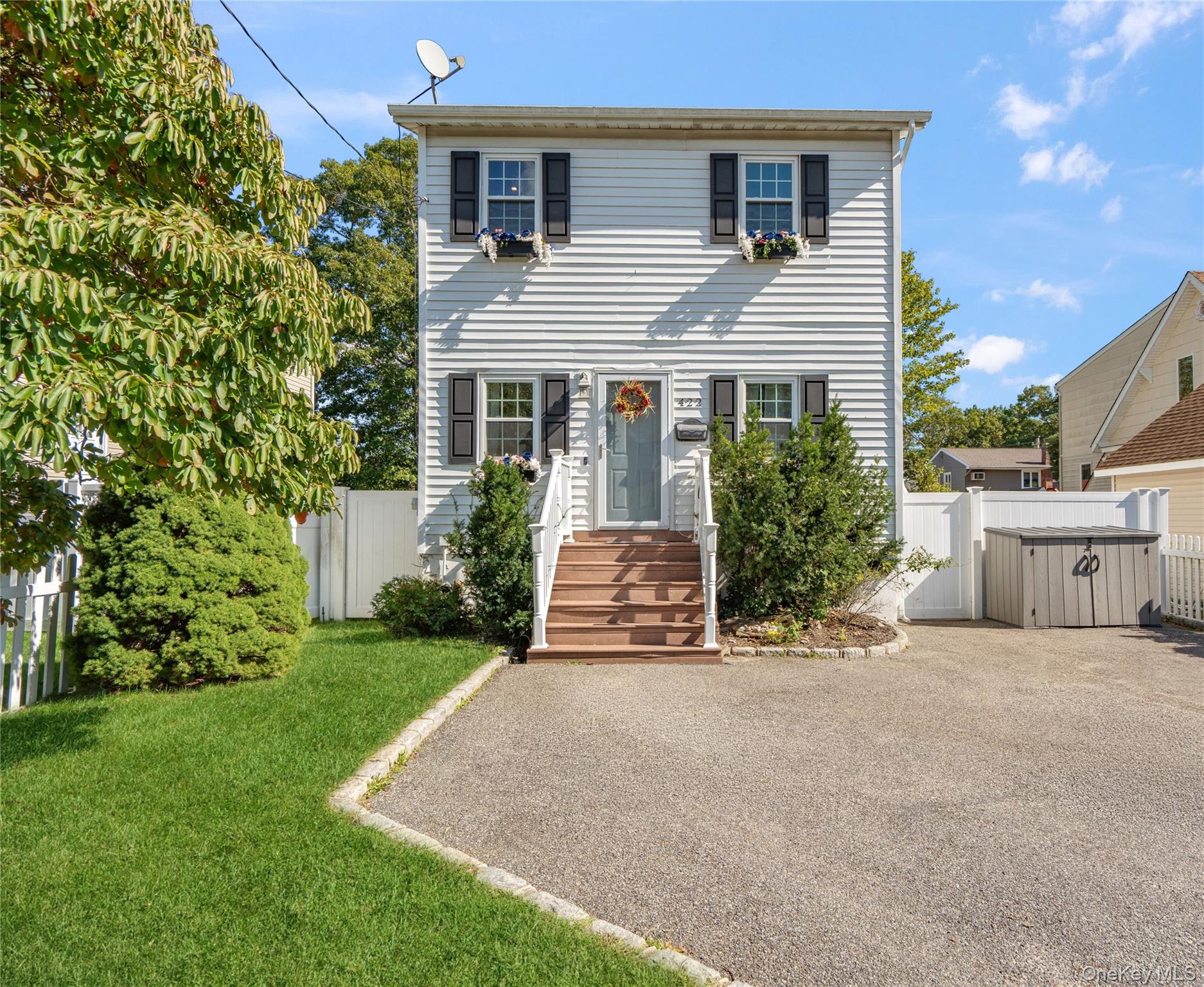 422 Myrtle Avenue