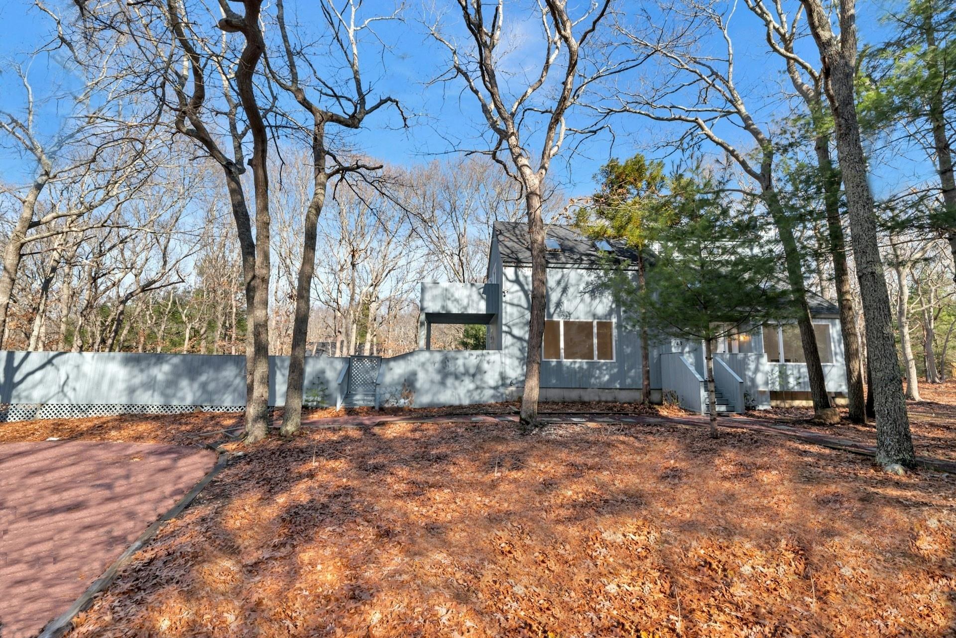 43 Montauk Avenue