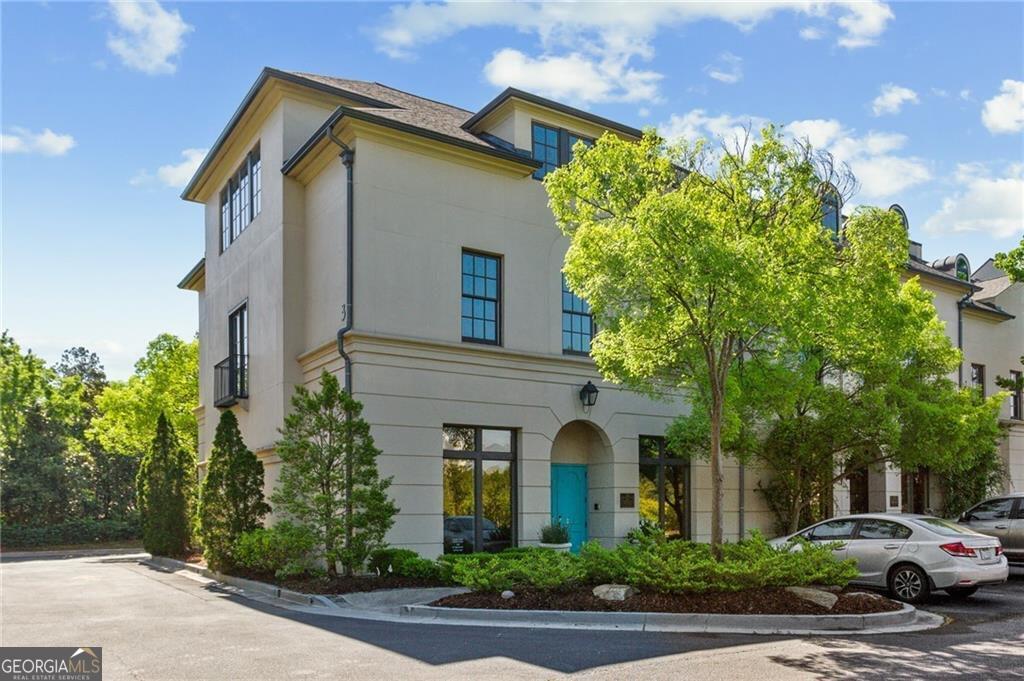 425 Peachtree Hills Avenue NE # 15