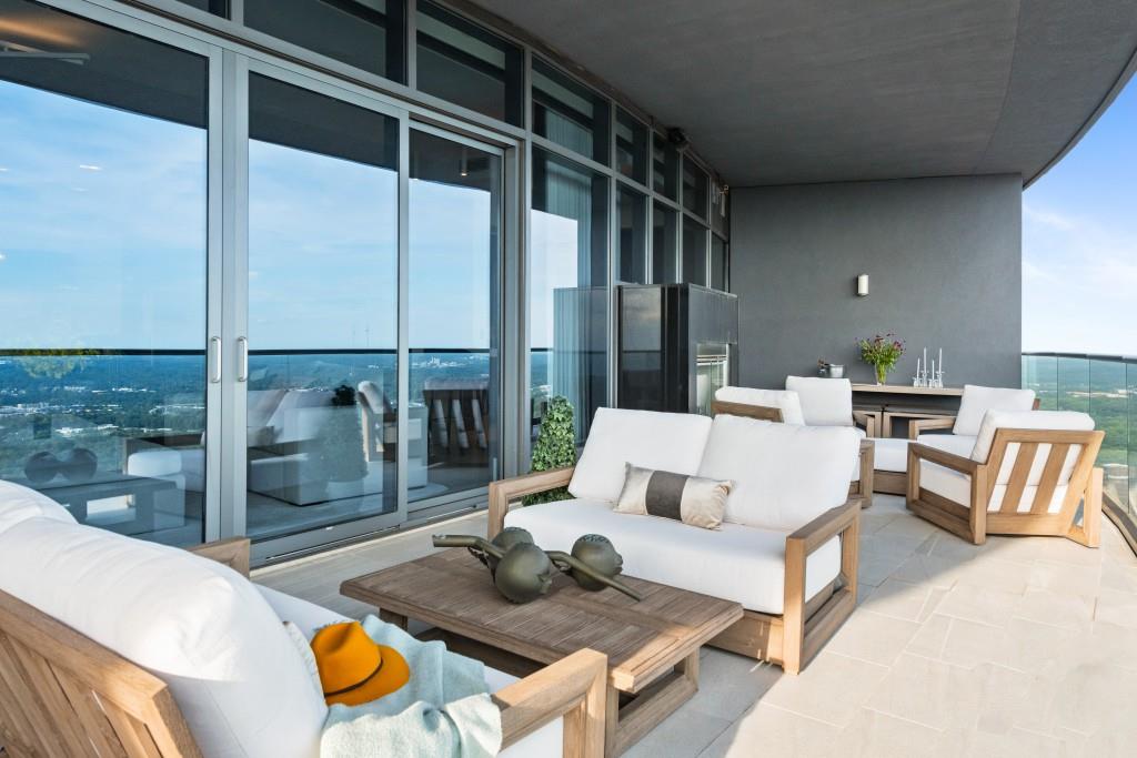 3344 Peachtree Road Unit 4601