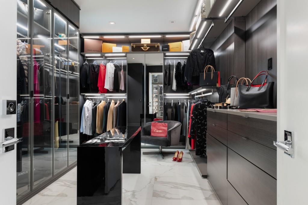 3344 Peachtree Road Unit 4601