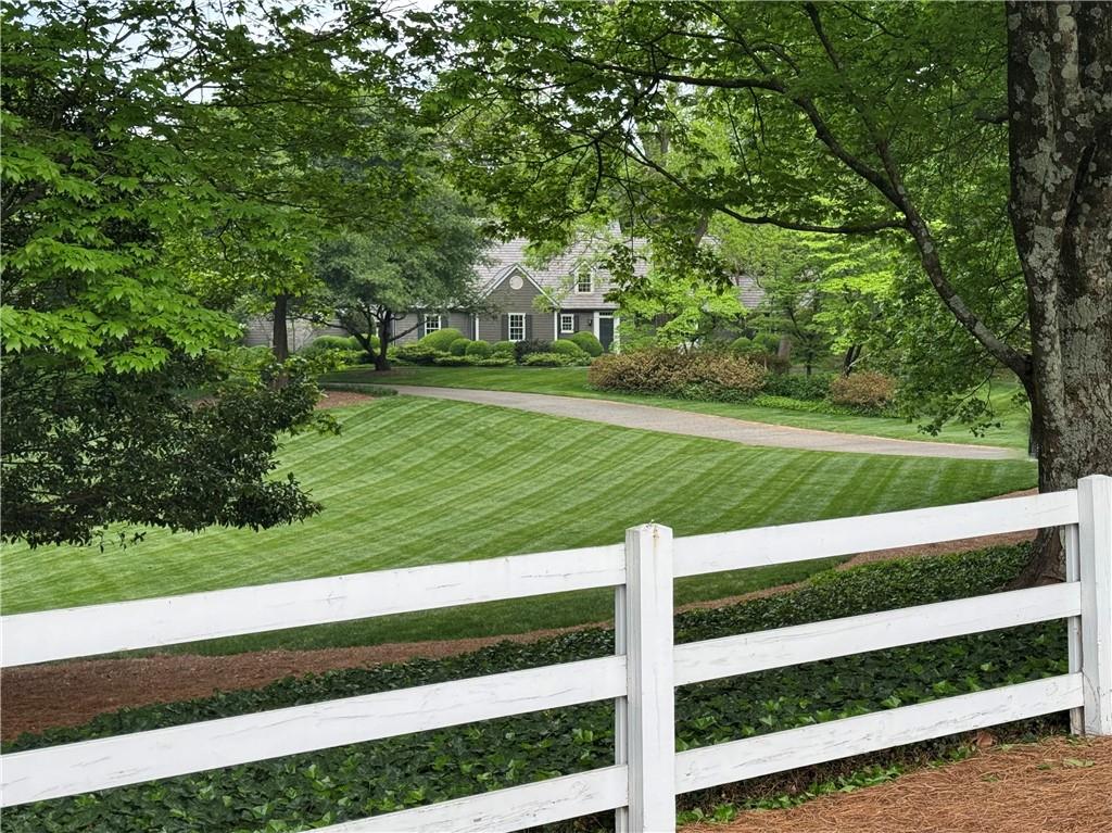 216 Mount Paran Road