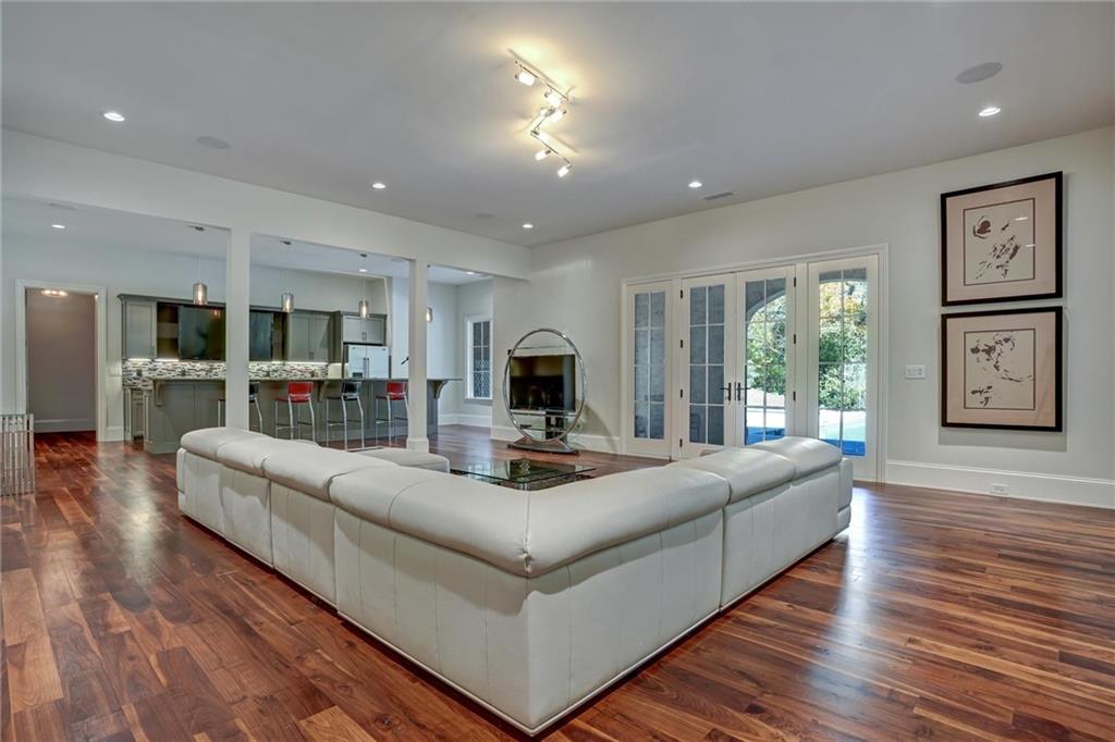 3403 Tuxedo Road NW