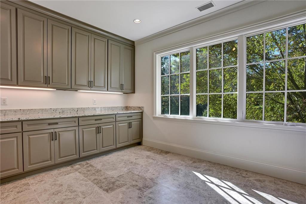 3403 Tuxedo Road NW