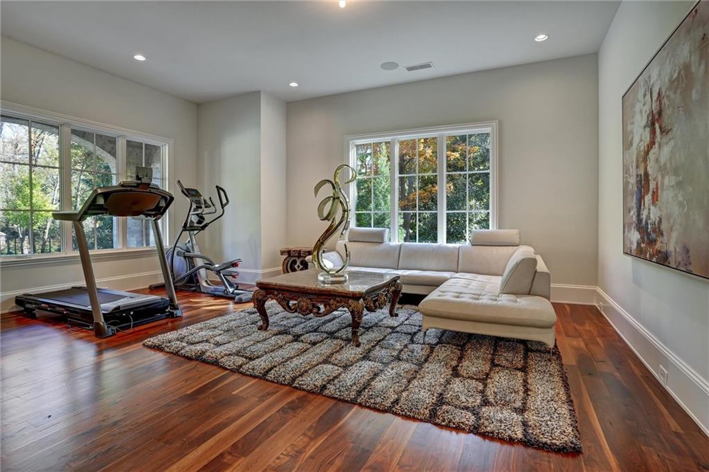 3403 Tuxedo Road NW