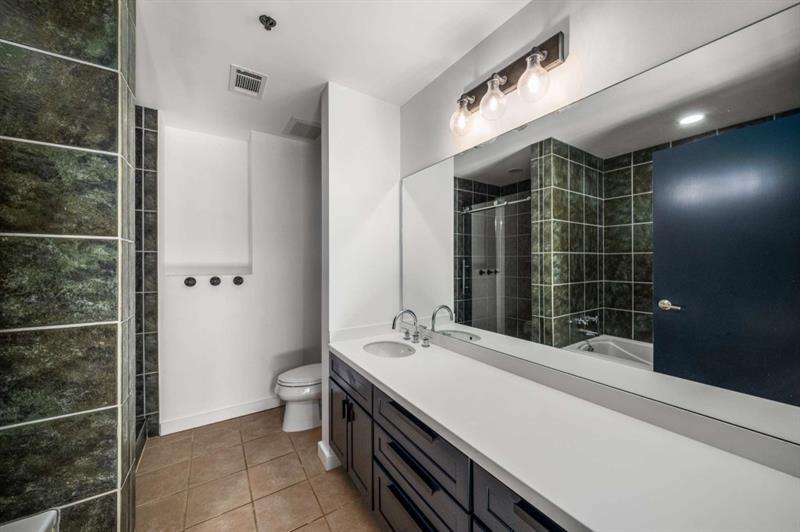 640 Glen Iris Drive NE Unit 515