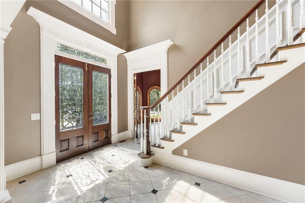1017 Cherbury Lane
