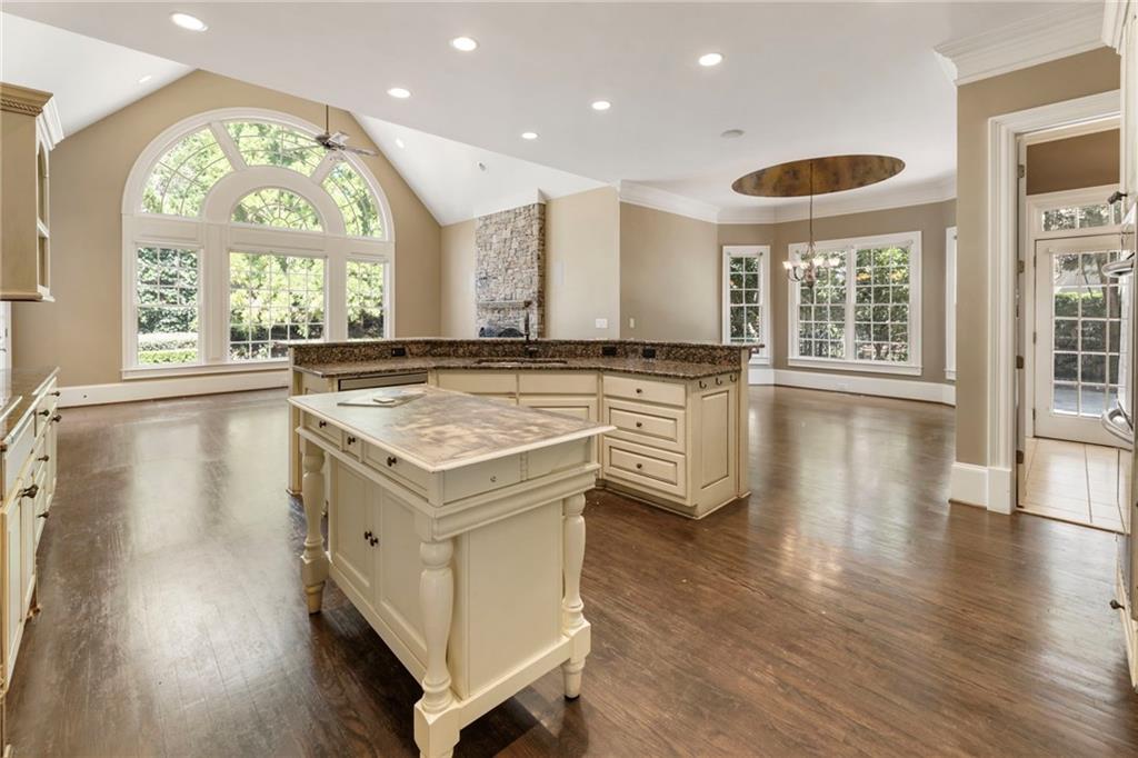 1017 Cherbury Lane