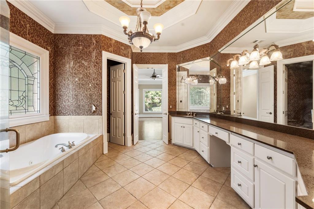 1017 Cherbury Lane