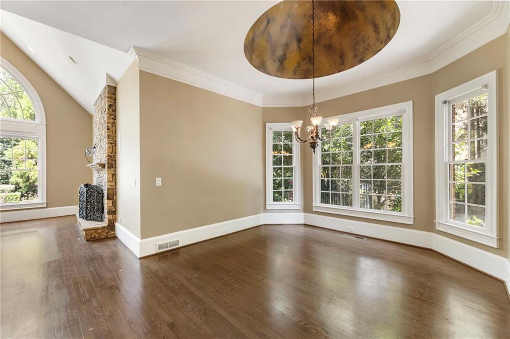 1017 Cherbury Lane