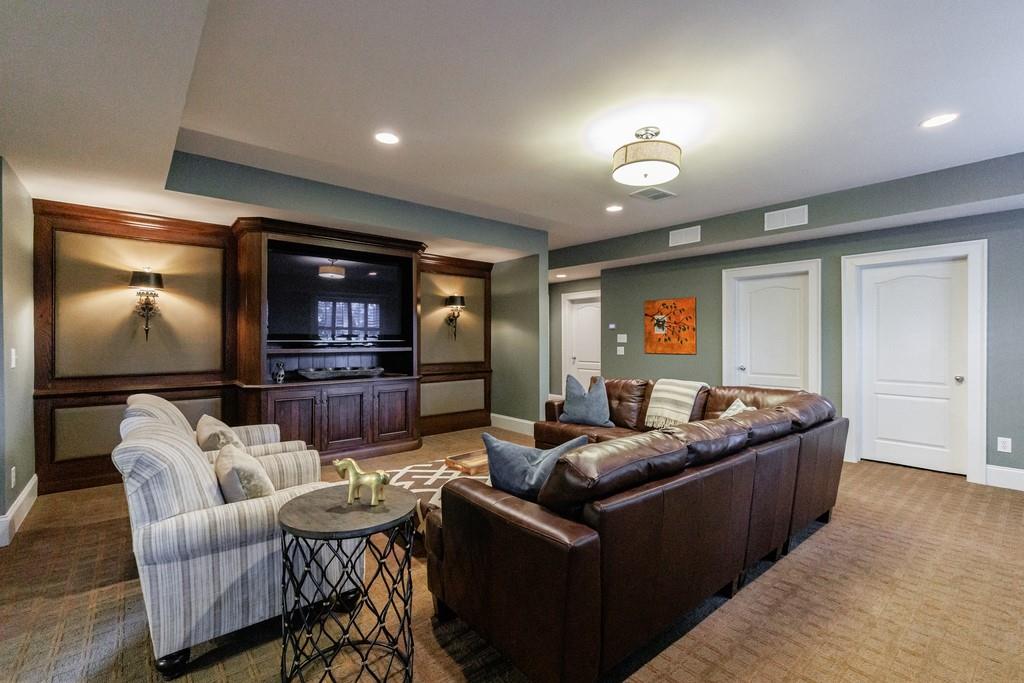 1412 Lanier Manor NE