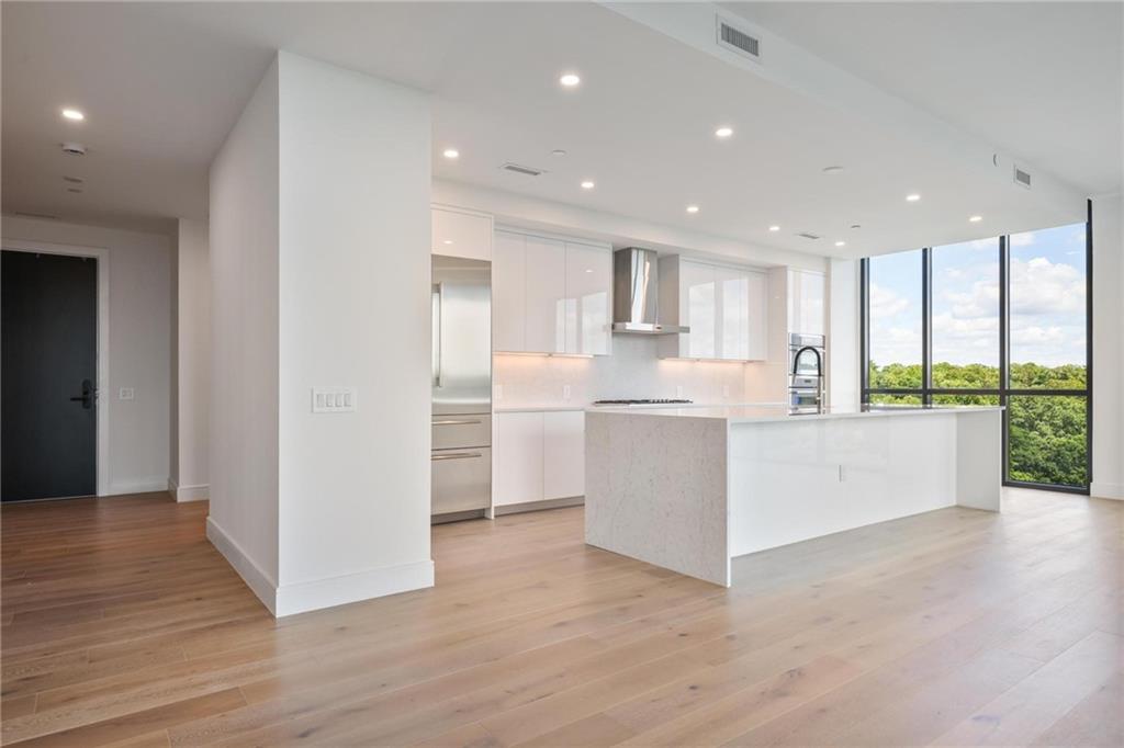 2425 Peachtree Road NW Unit 1004 & 1005