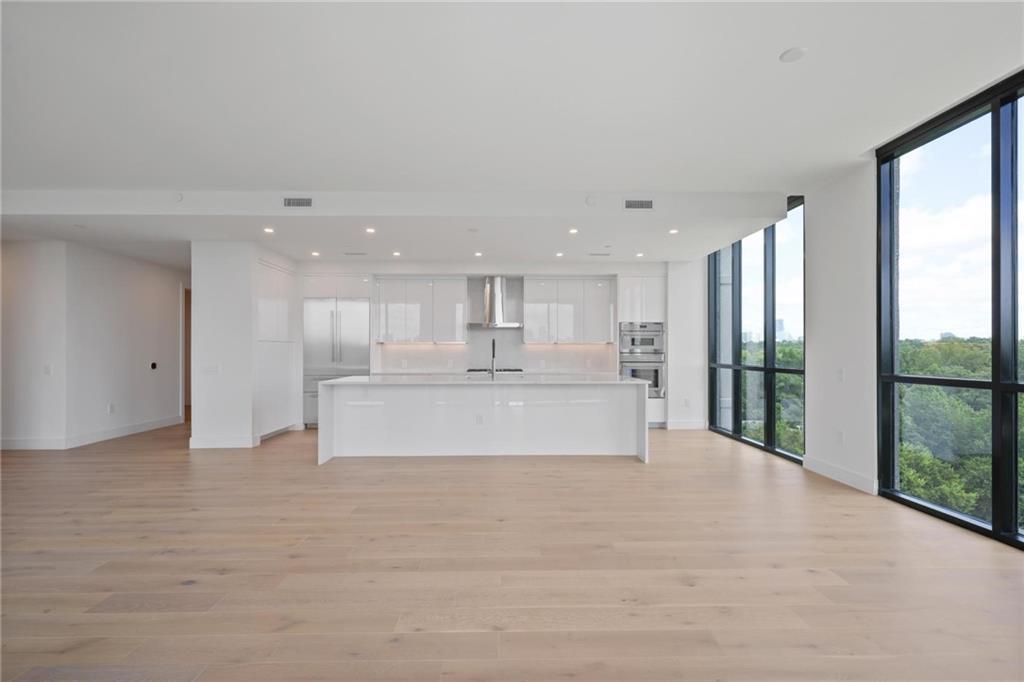 2425 Peachtree Road NW Unit 1004 & 1005