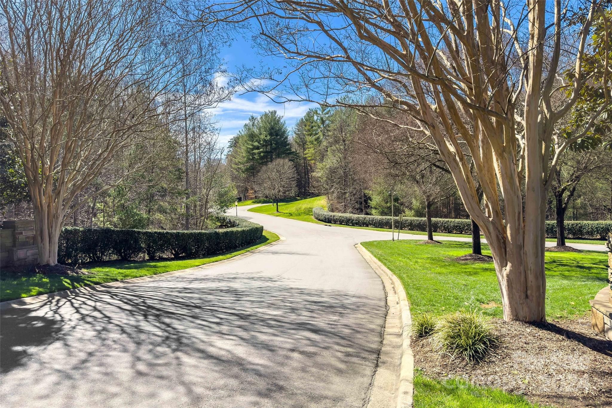 1375 Southpointe Drive