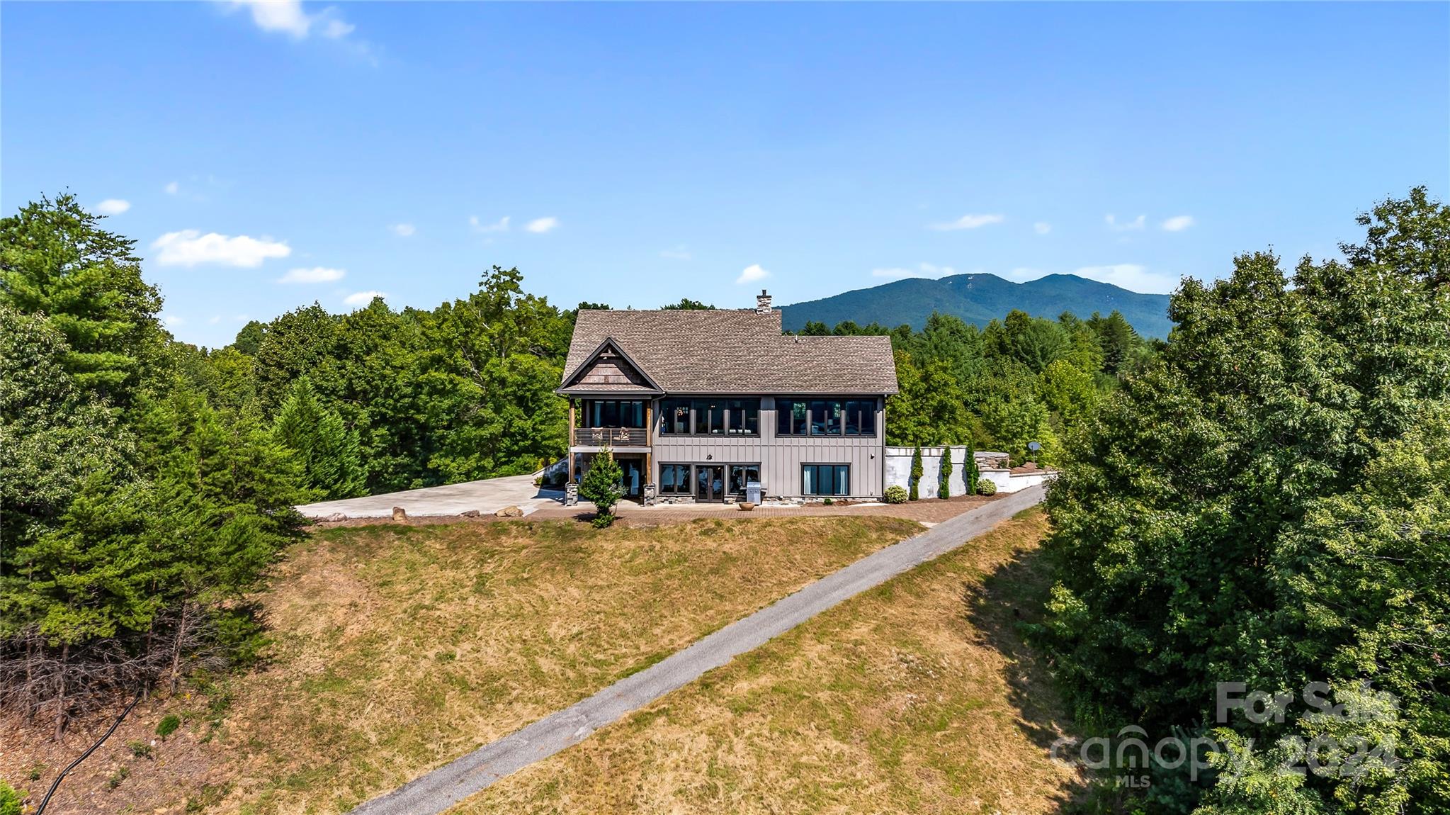 452 Lake Crest Drive Unit: 3