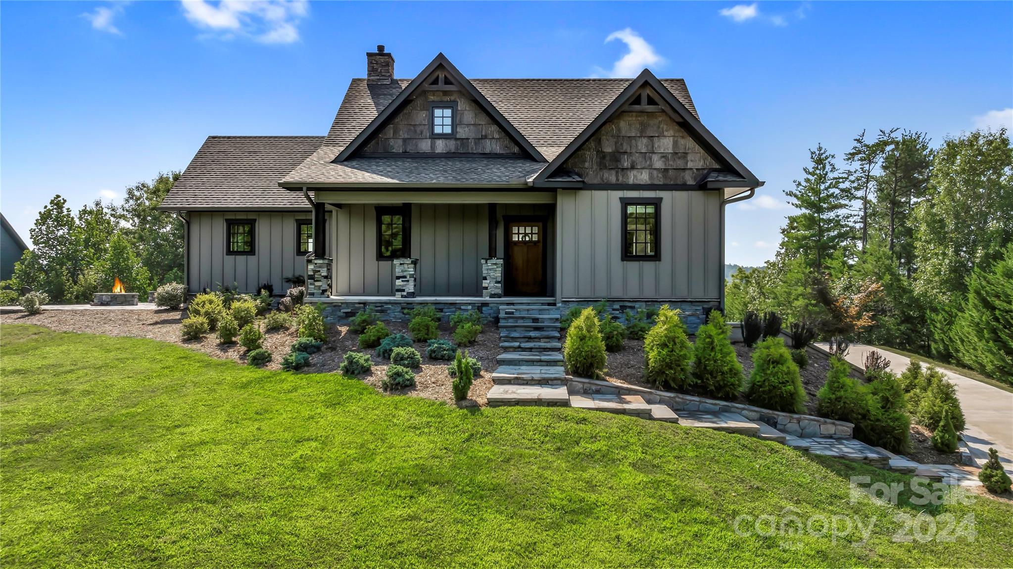 452 Lake Crest Drive Unit: 3