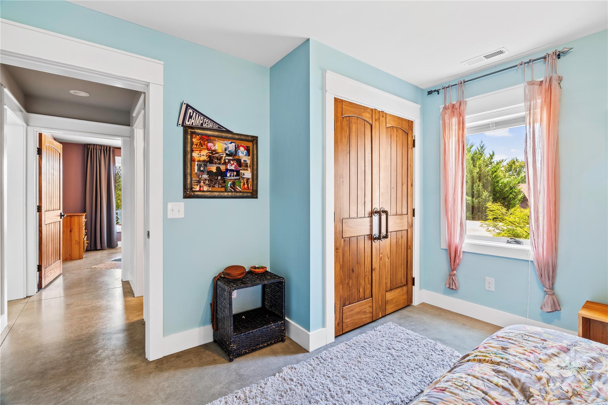 452 Lake Crest Drive Unit: 3