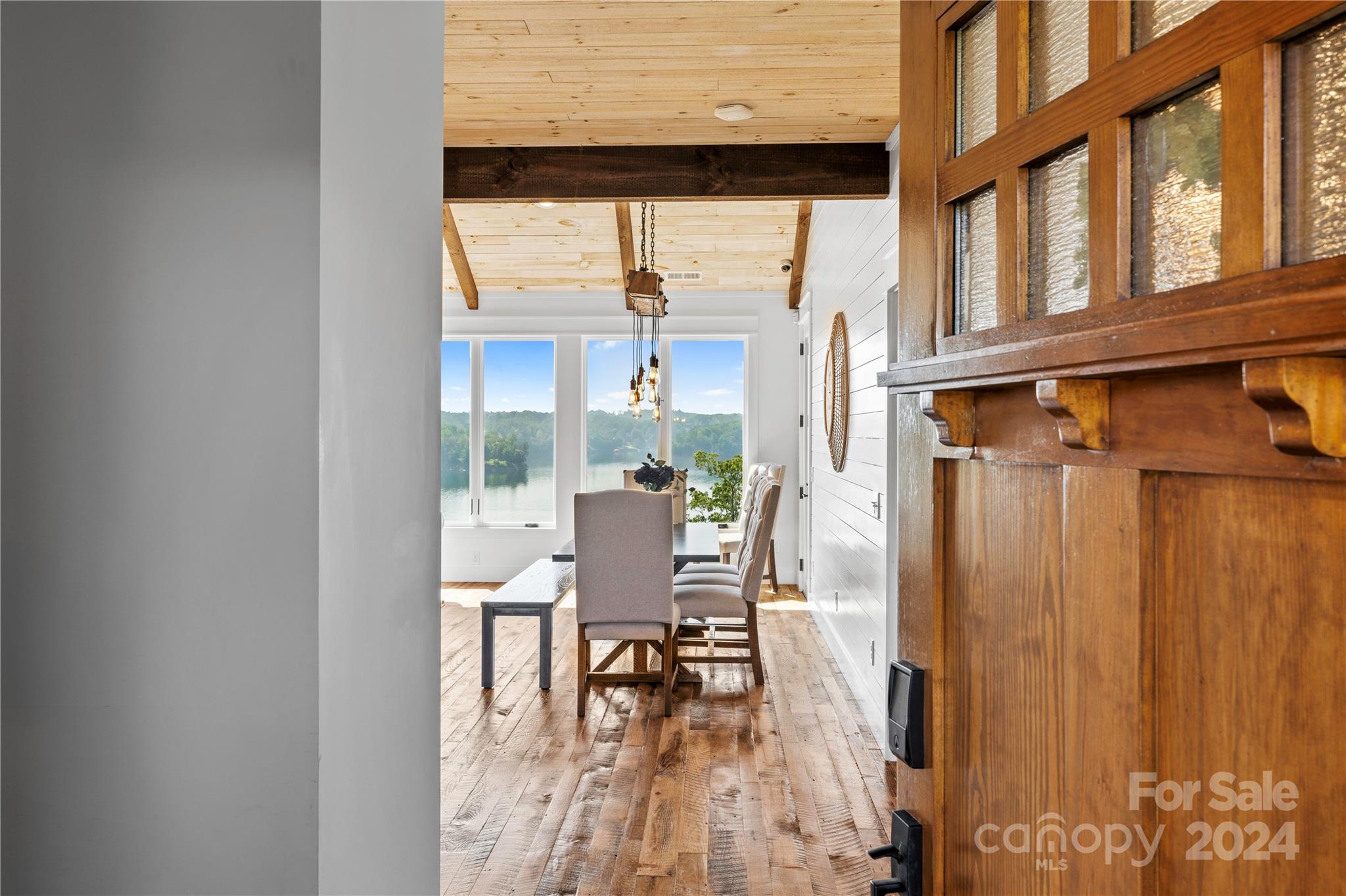 452 Lake Crest Drive Unit: 3