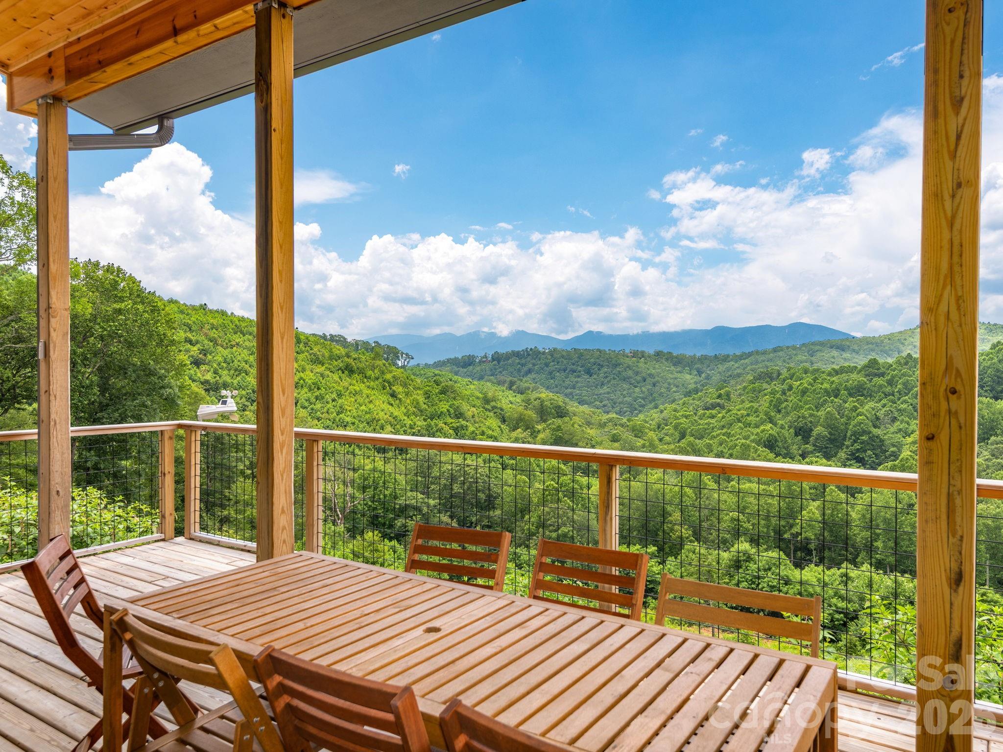 511 Emerald Mine Road