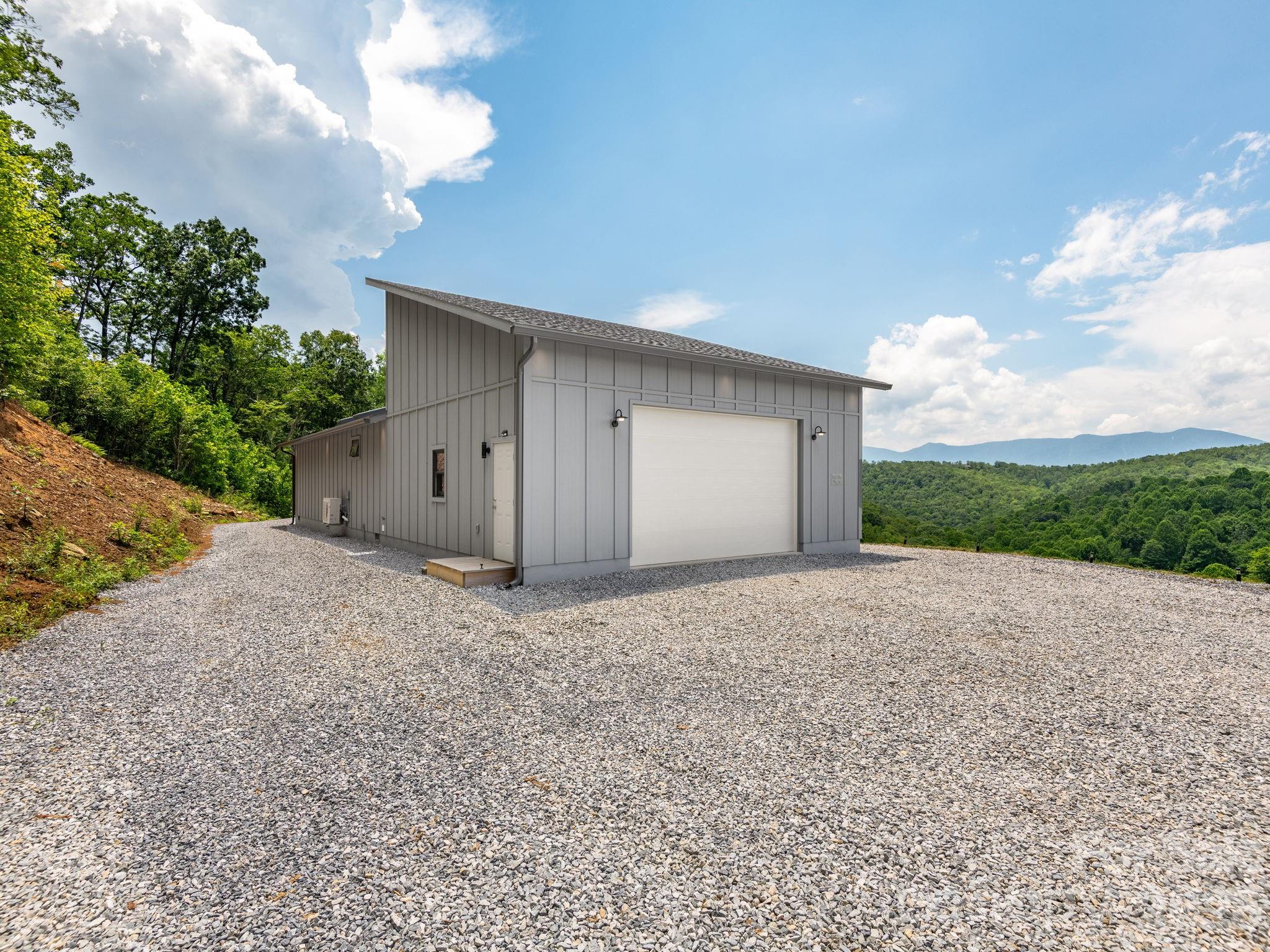 511 Emerald Mine Road