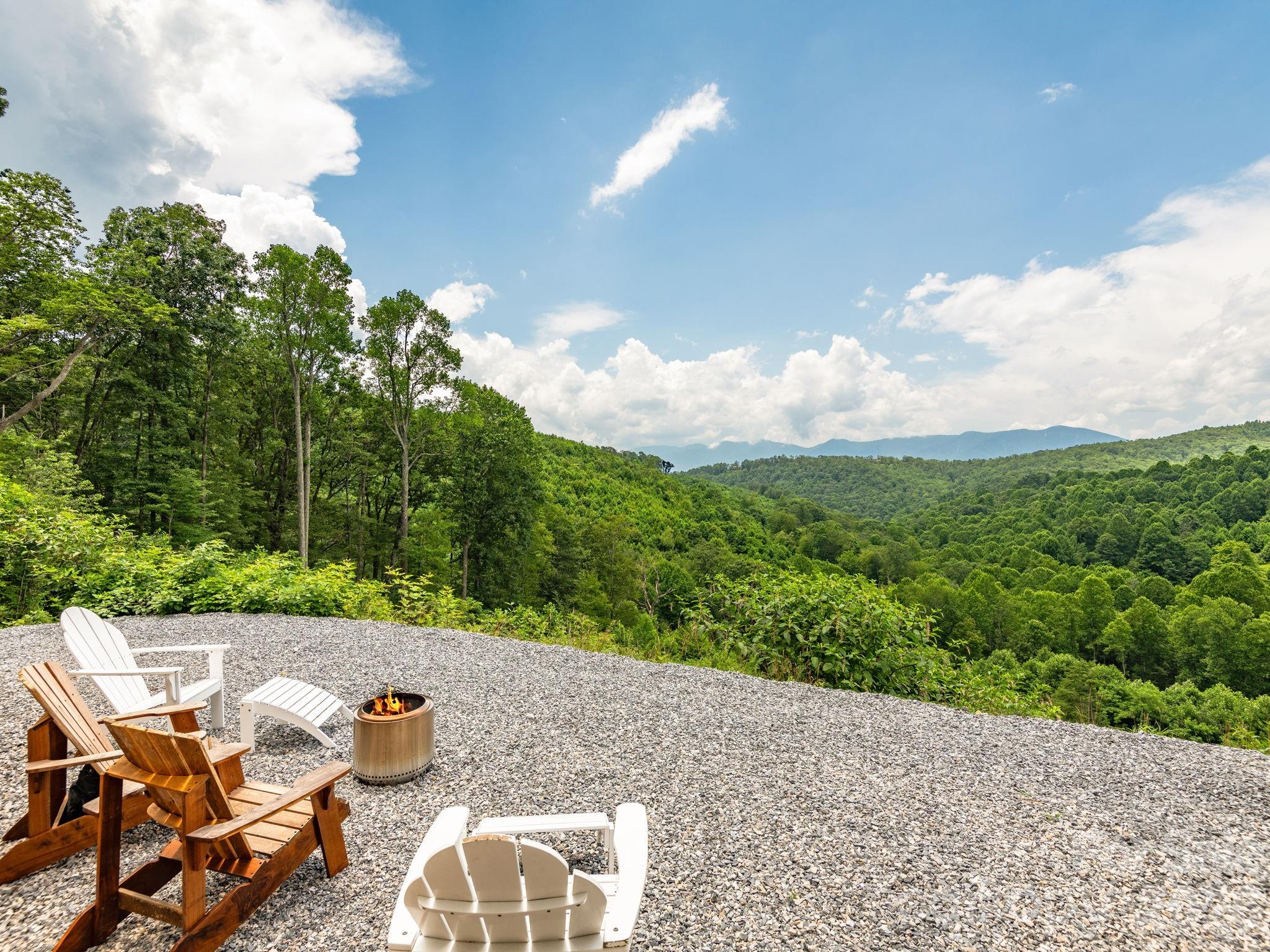 511 Emerald Mine Road