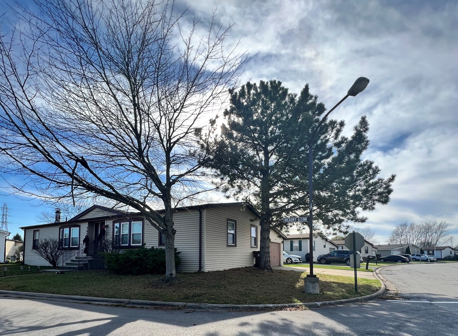 765 Huntsbridge Road