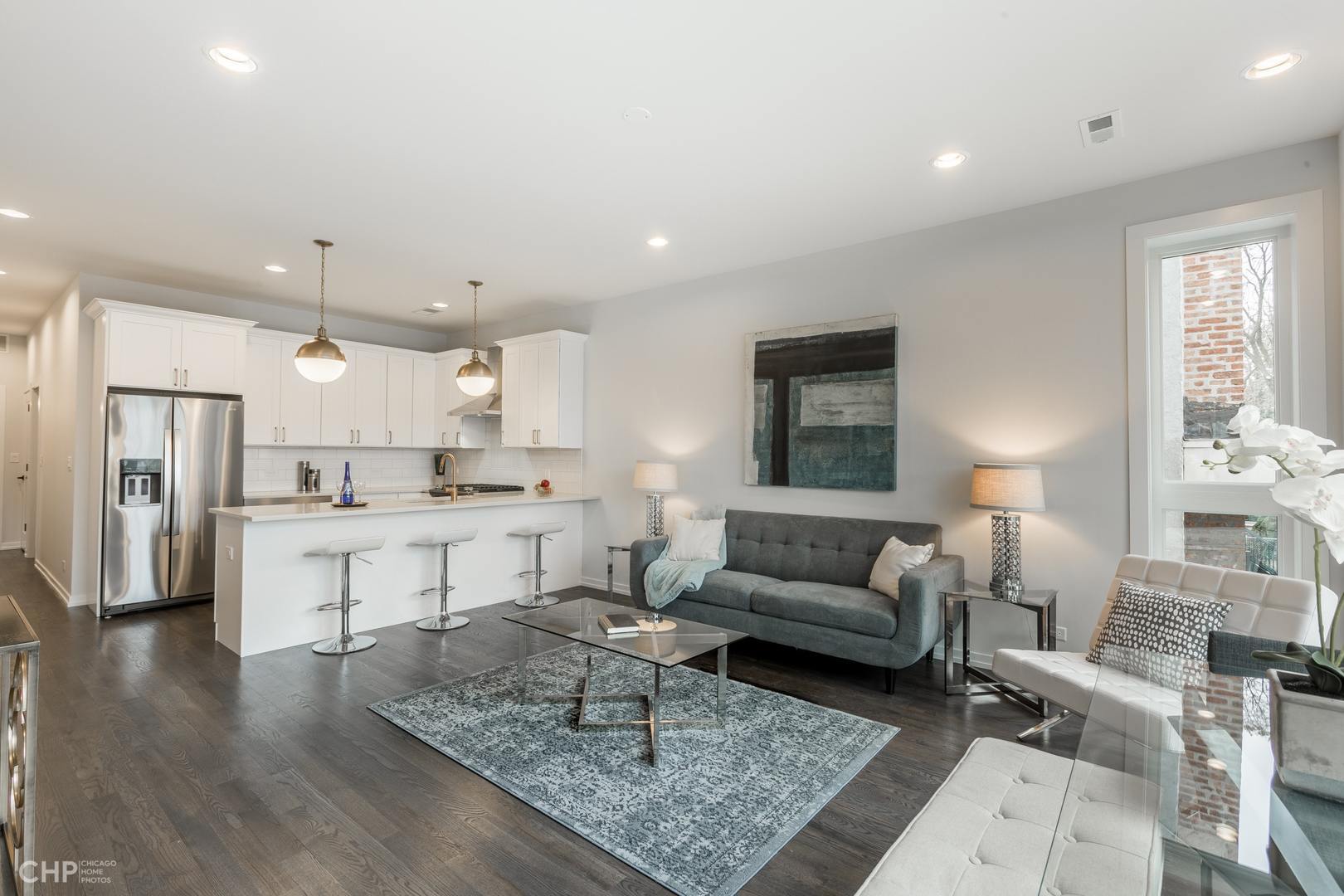 4337 S Berkeley Avenue Unit: 2