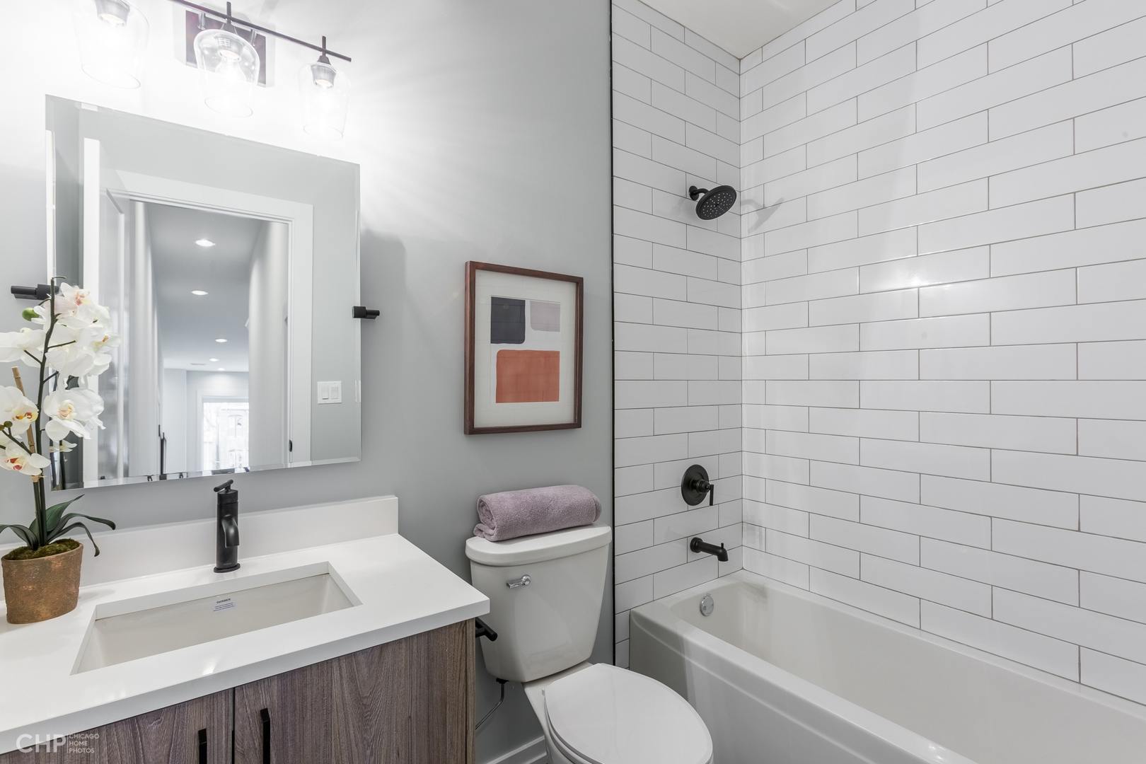4337 S Berkeley Avenue Unit: 2