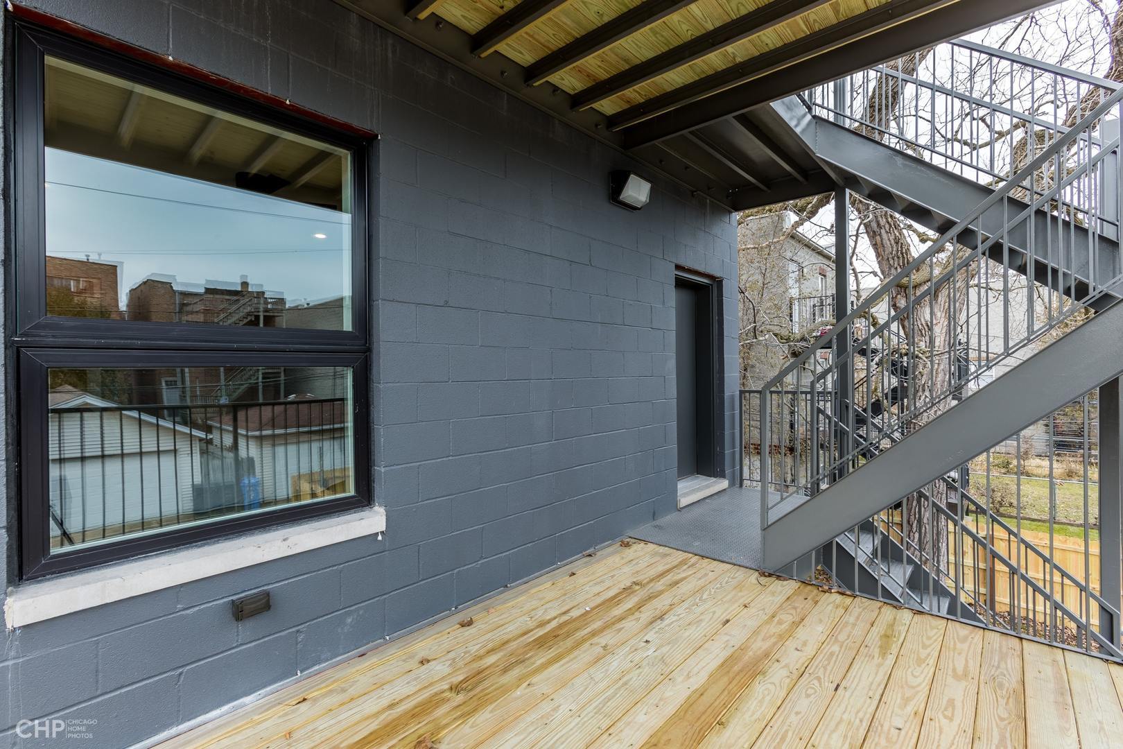 4337 S Berkeley Avenue Unit: 2