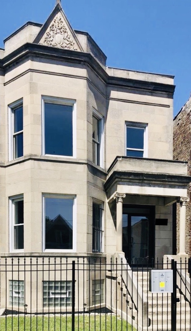 6622 S Champlain Avenue Unit: 1