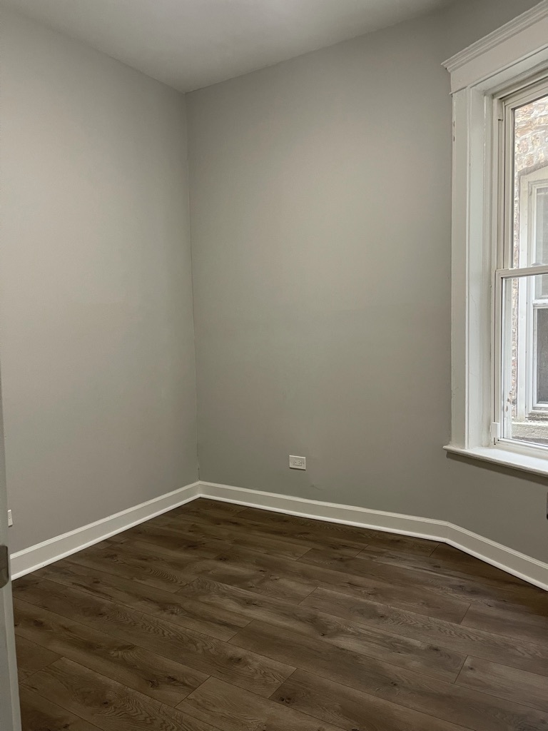 6622 S Champlain Avenue Unit: 1