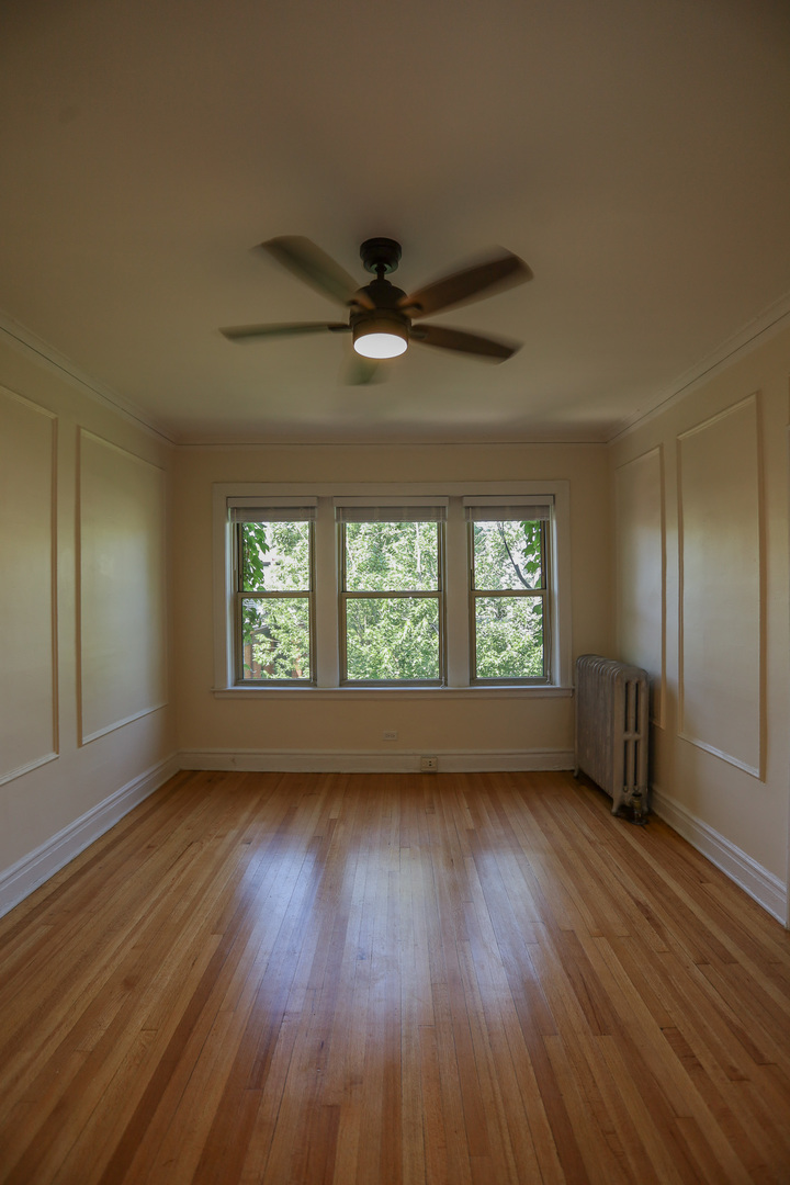 5728 S Blackstone Avenue Unit: 308