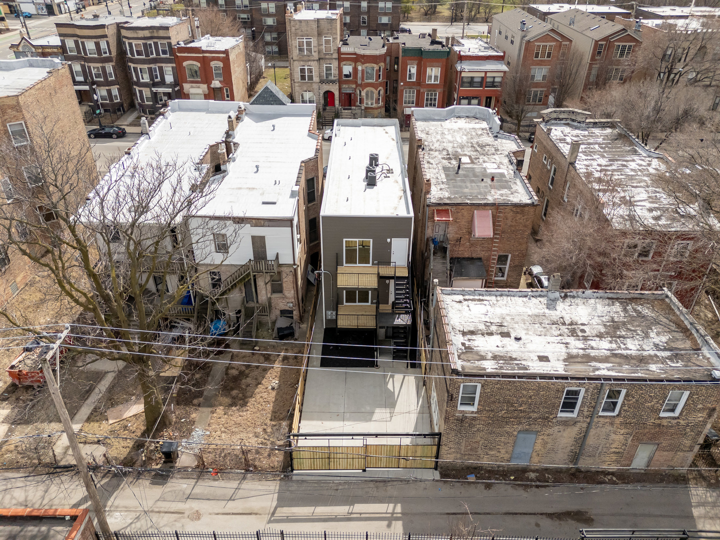 3222 W Warren Boulevard