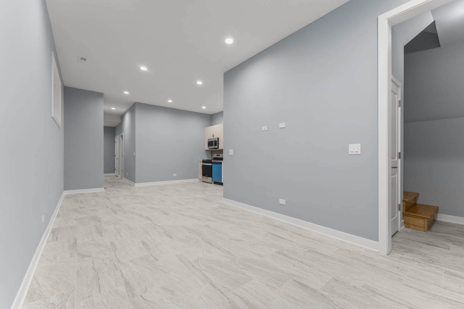 3029 W Washington Boulevard