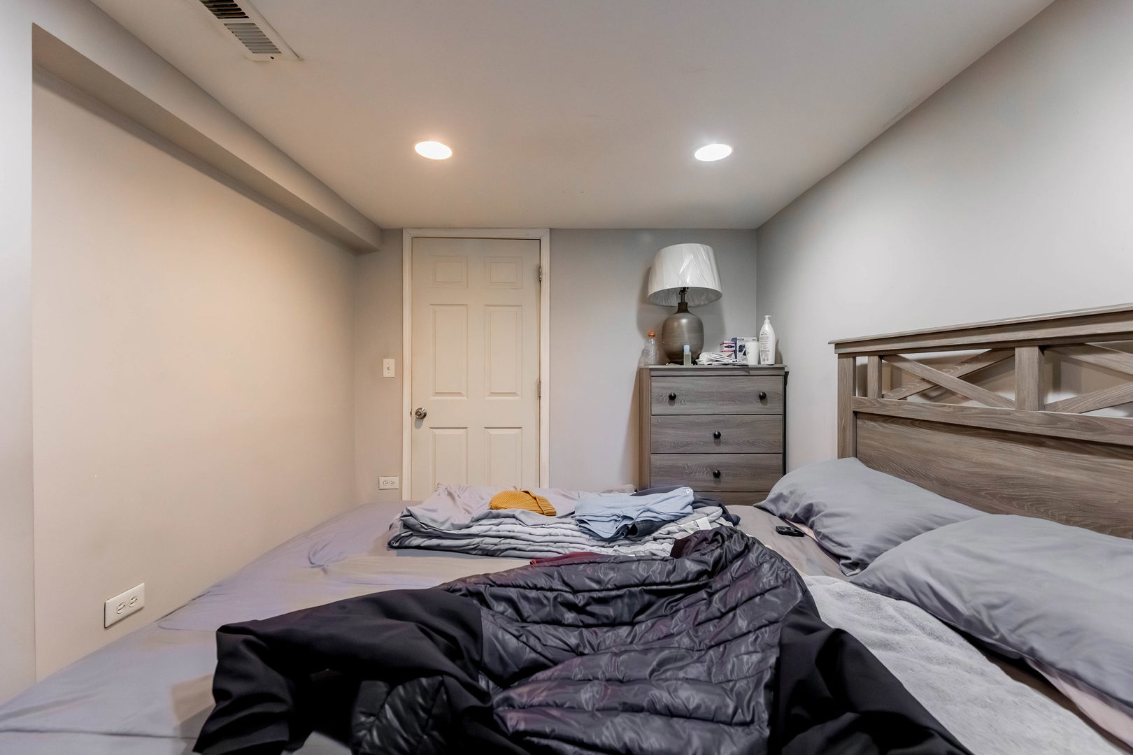 206 N Leamington Avenue