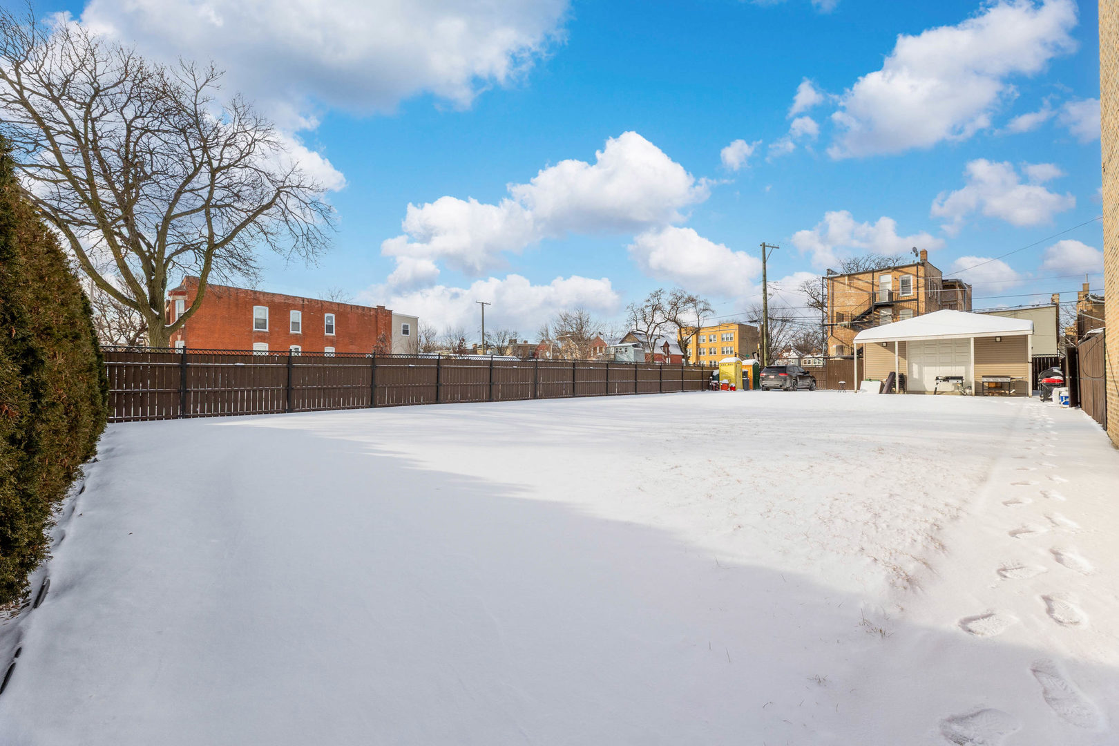 206 N Leamington Avenue