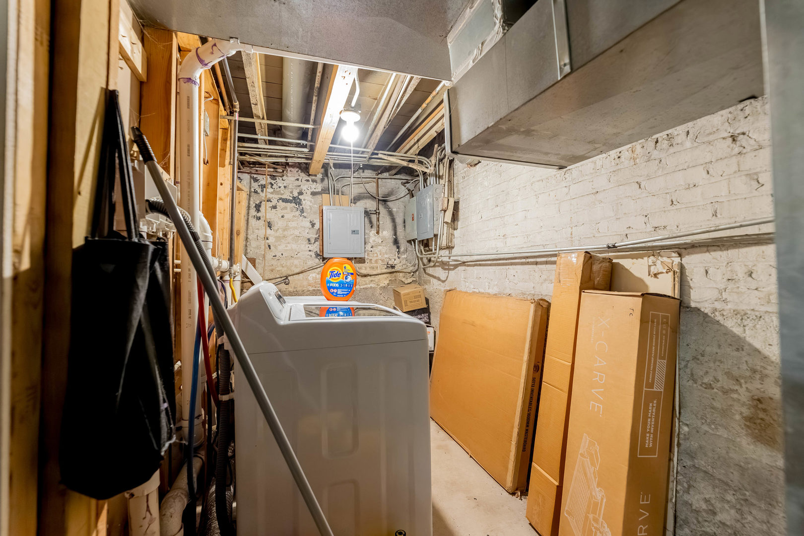 206 N Leamington Avenue