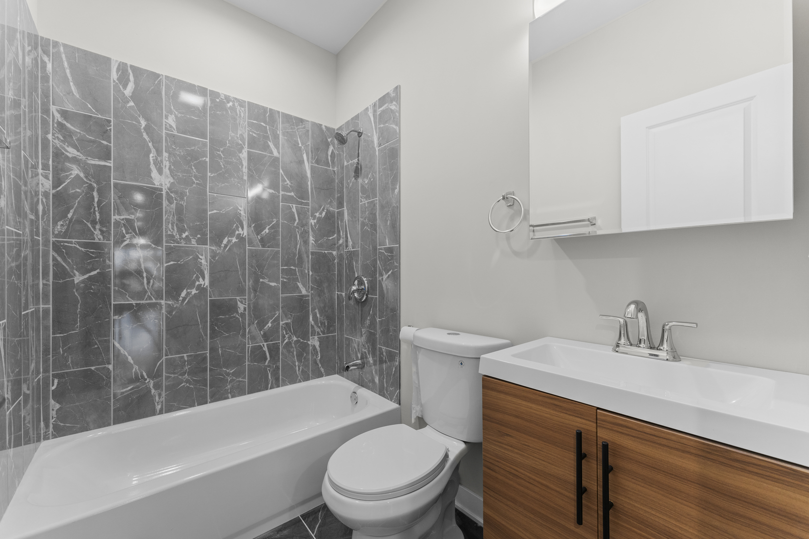 3029 W Washington Boulevard